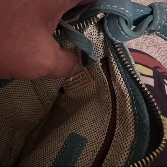 Dooney & Bourke Vintage Blue Envelope Shoulder Bag - Picture 11 of 11